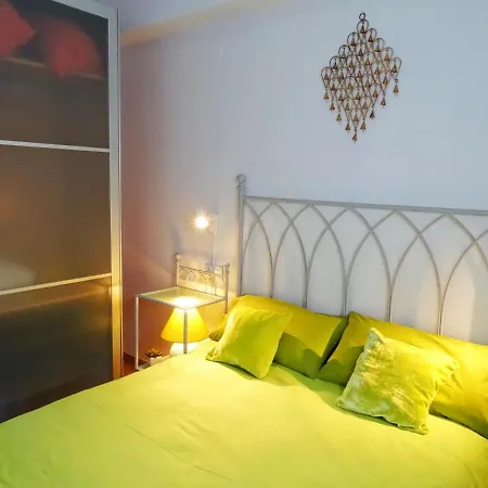 Con Encanto Lubi Ii Appartement